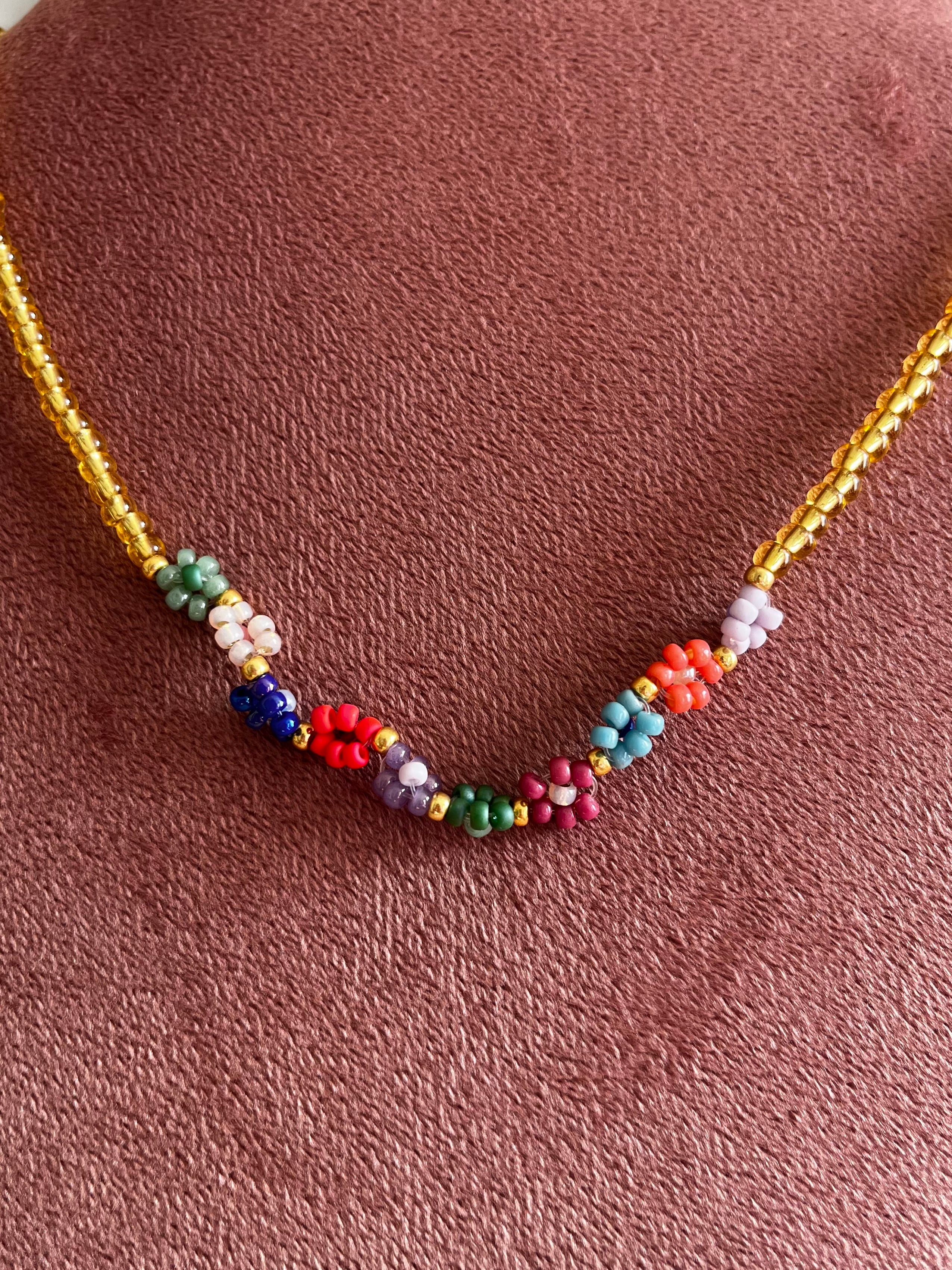 Kralenketting Goudkleurig of Zilverkleurig met Bloemen