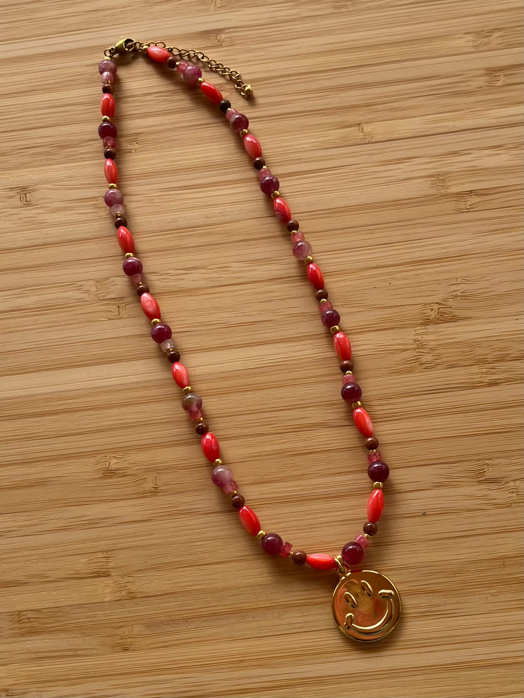 Pink Smiley Ketting