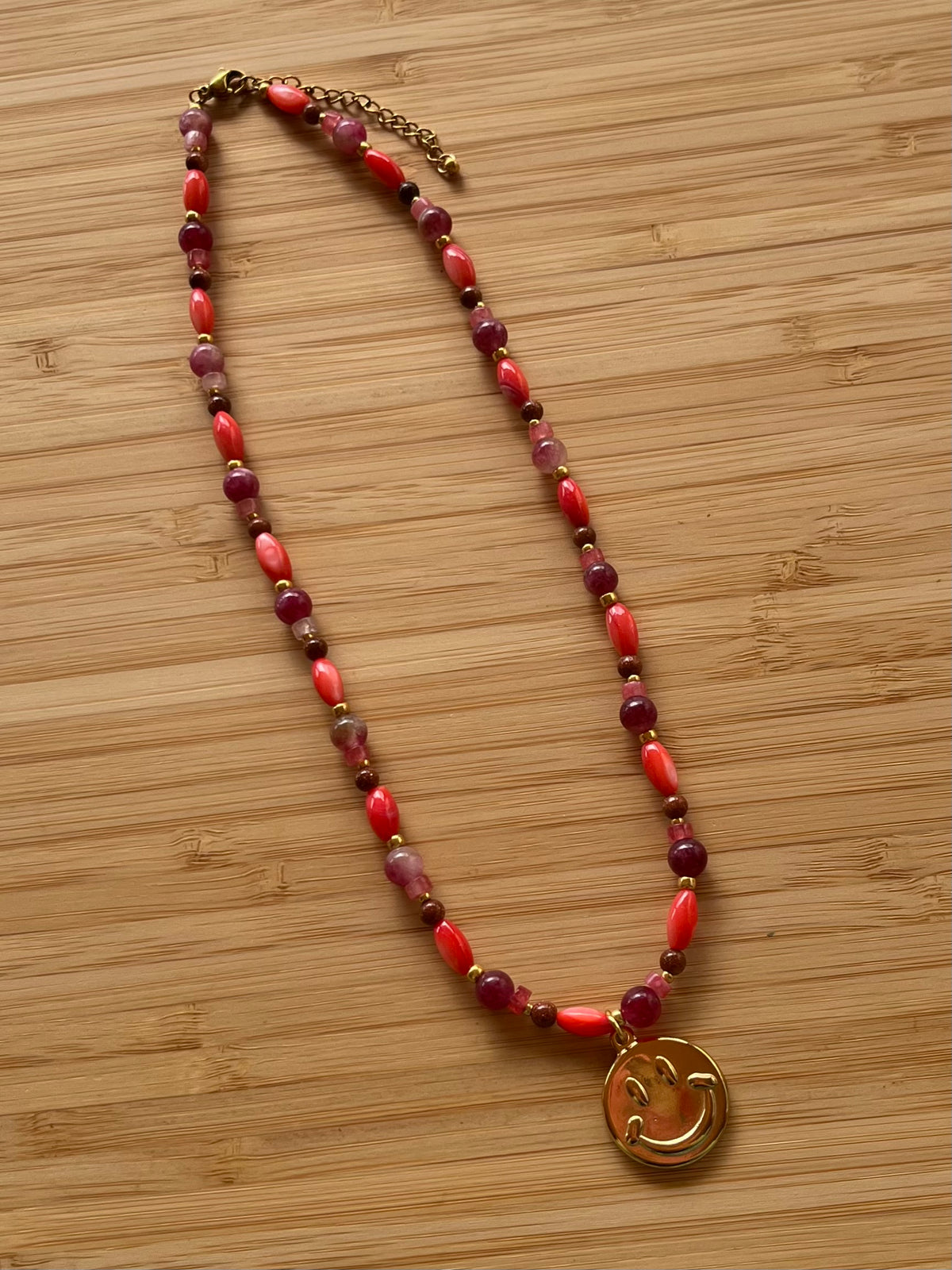 Pink Smiley Ketting