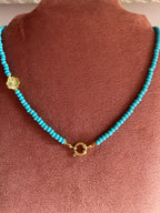 Kralenketting Blauw of Turquoise met Klavertje Vier