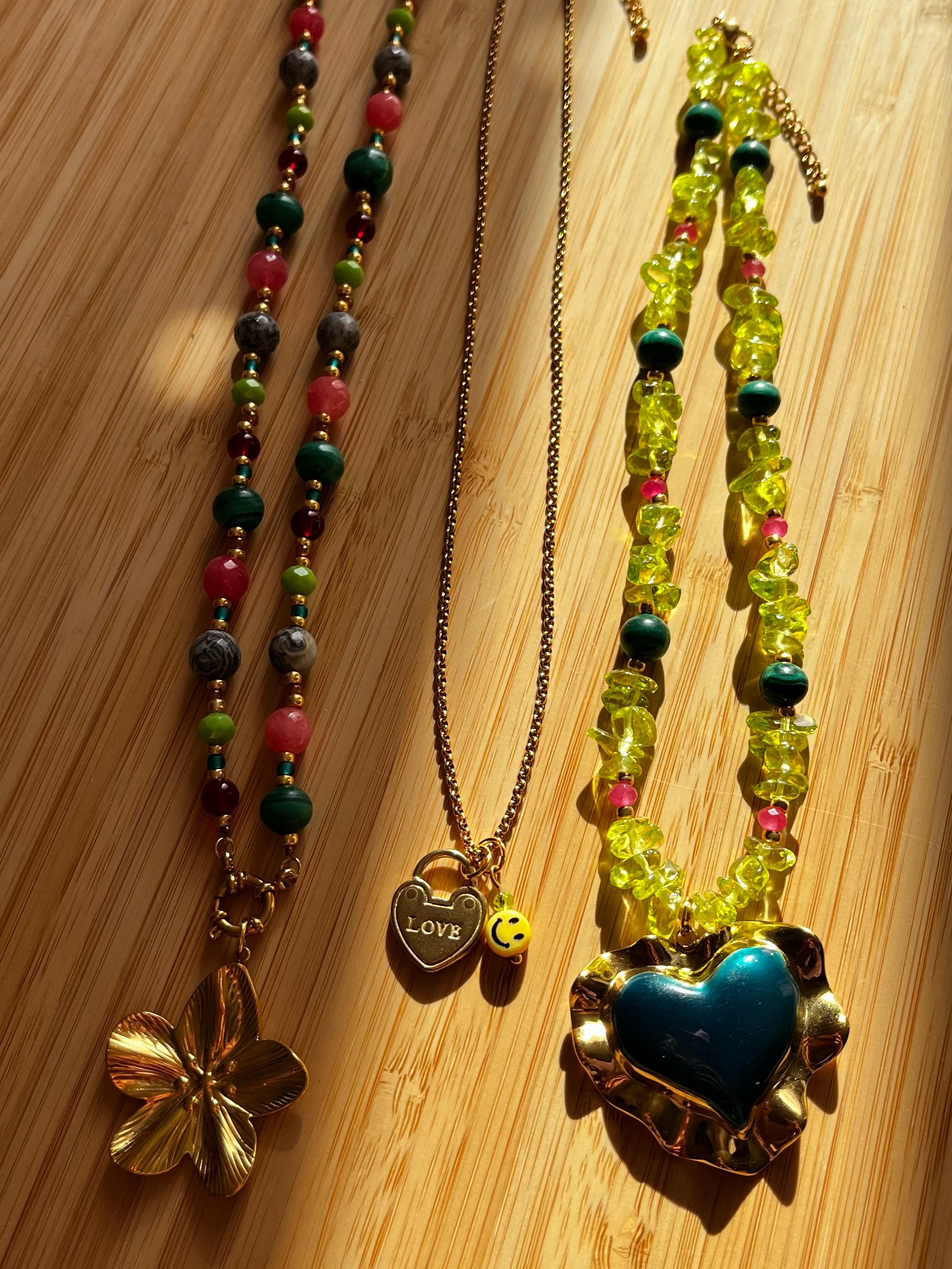 Kralenketting Set Groen, Roze & Petrol met Bloem en Hart Bedel