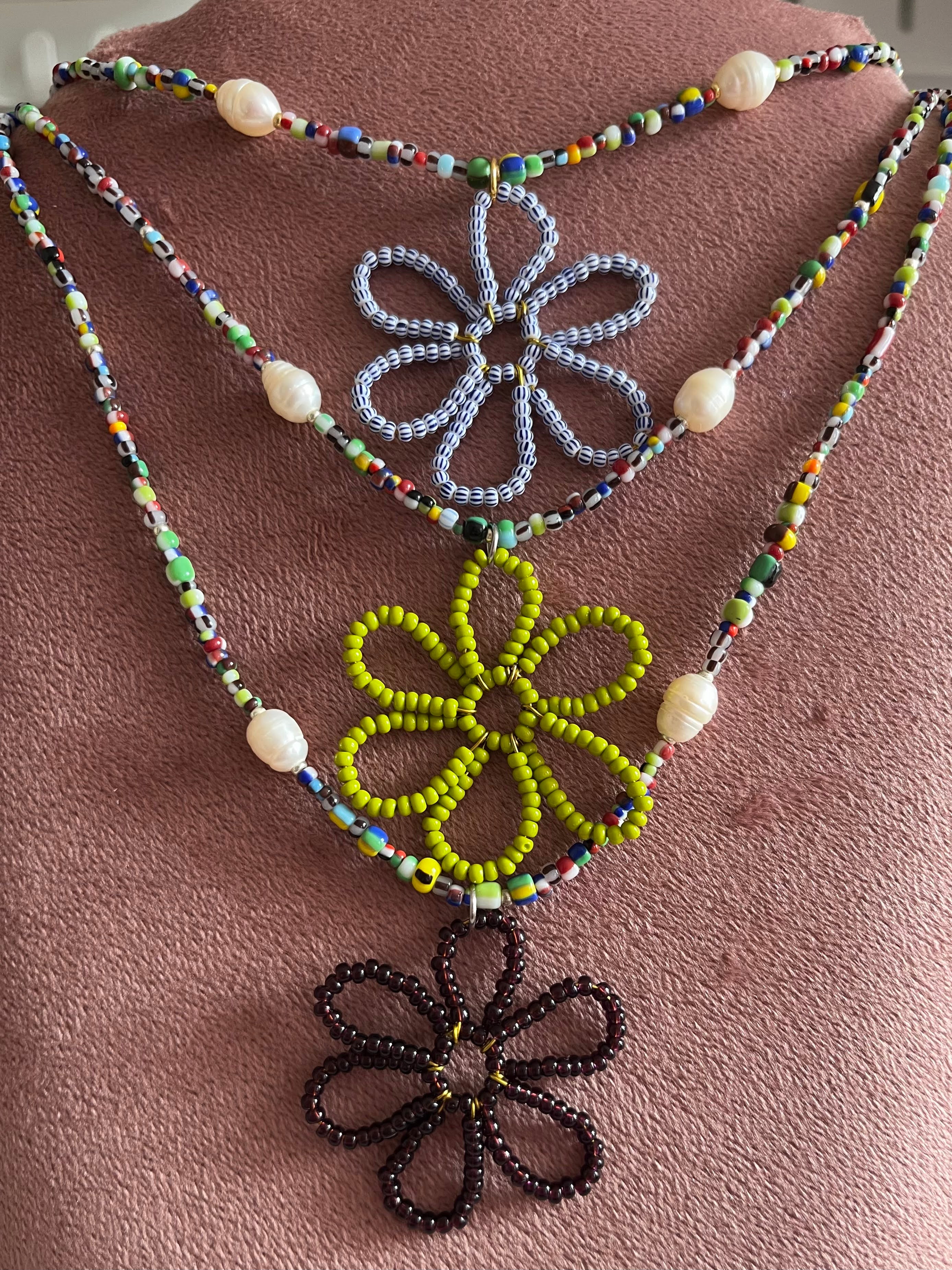 Kralenketting Strepen & Parel Kralen met Bloem Bedel