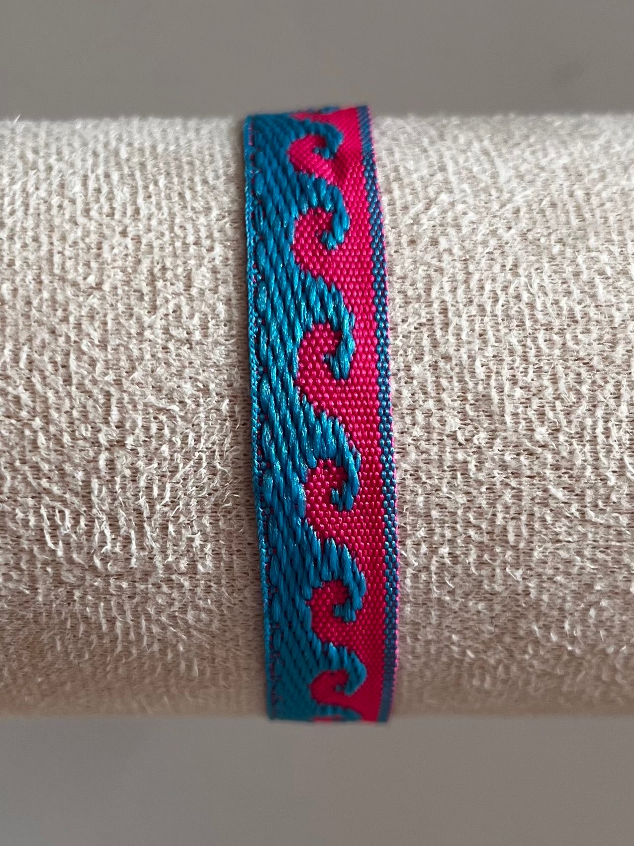 Zomerse Lintarmbandjes met Golvenpatroon