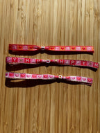 Zomerse Lintarmbandjes met Tekst in Roze Kleuren