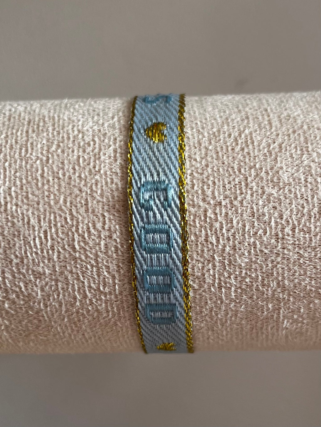 Zomerse Lintarmbandjes met Tekst en Gouden Randen