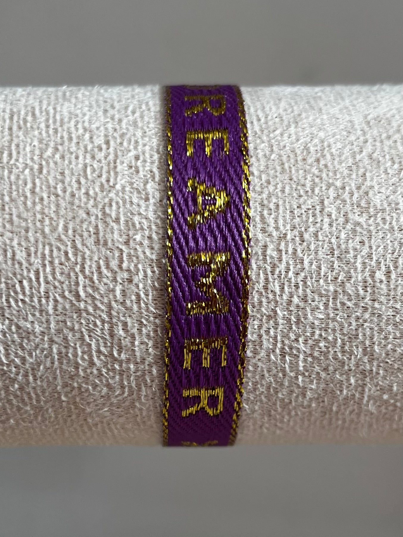 Zomerse Lintarmbandjes met Tekst en Gouden Randen